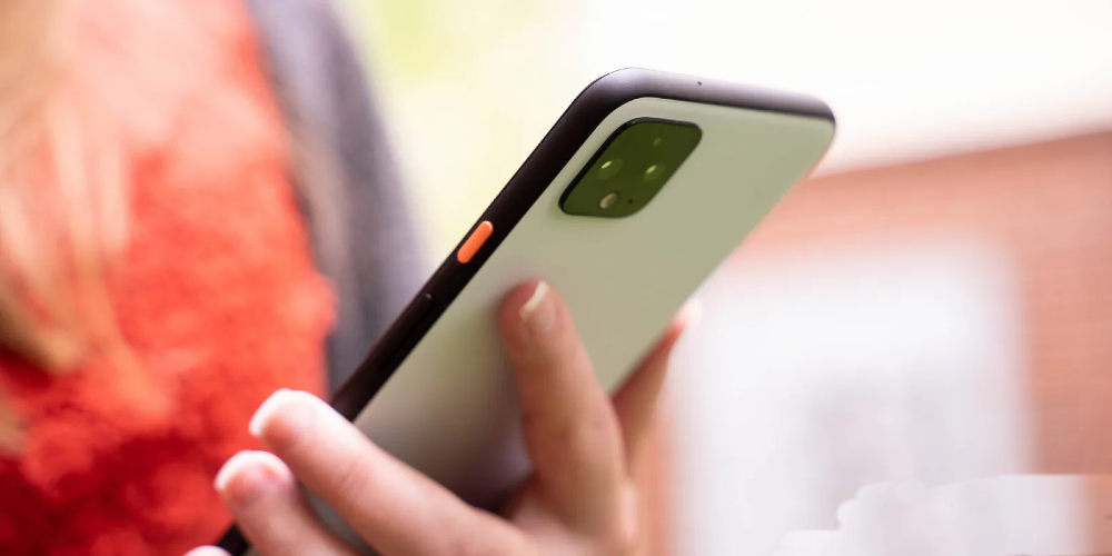 Customize Your Alarm with the Pixel Clock Record Your Own Sounds